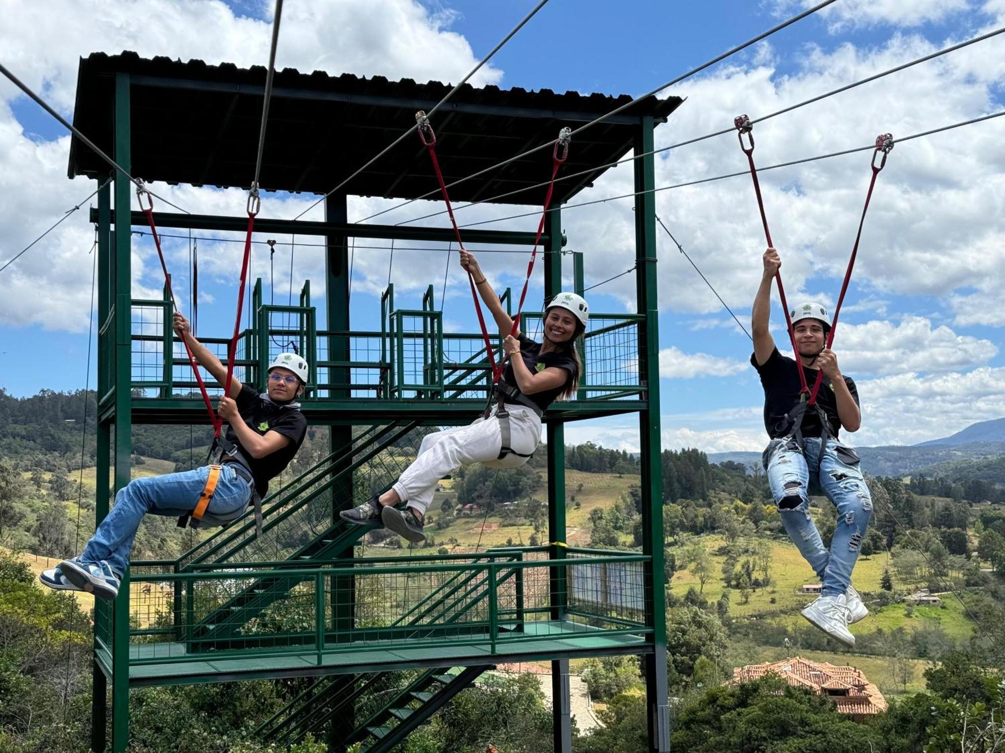 Hotel, Bungalows, Chalet Y Cabanas Aventura Park Villa De Leyva La Periquera Kültér fotó